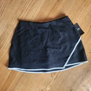 NWT Abercrombie & Fitch YPB Women's Black Athletic Activewear Skirt Skort Small